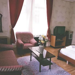 Vendégház Retro